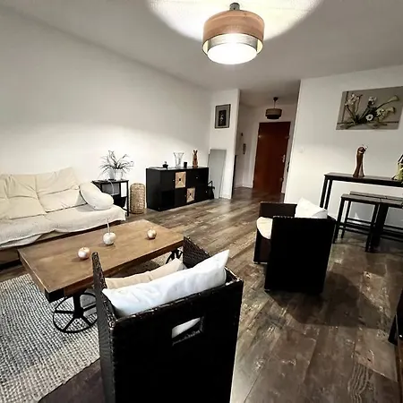 Tres Bien Situe Avec Parking Prive * Montpellier
