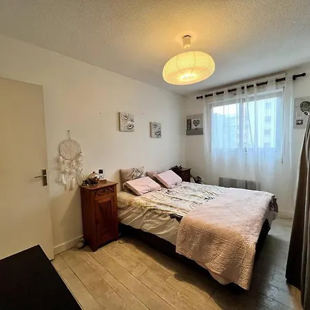 Apartment Tres Bien Situe Avec Parking Prive *
